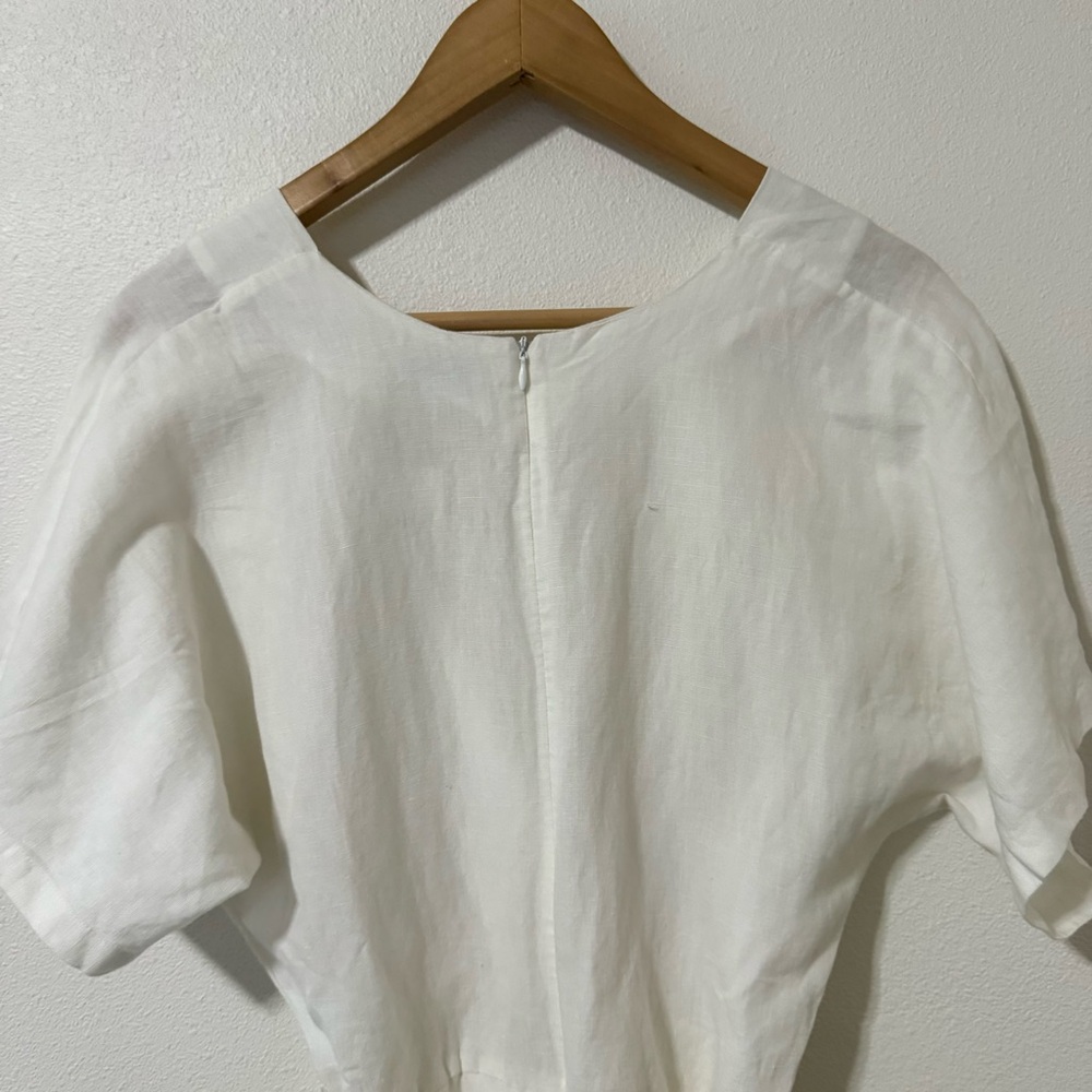 Urban Outfitters UO Ruby Linen Surplice Jumpsuit White Waist Tie Pockets NWT-6 - Picture 7 of 10